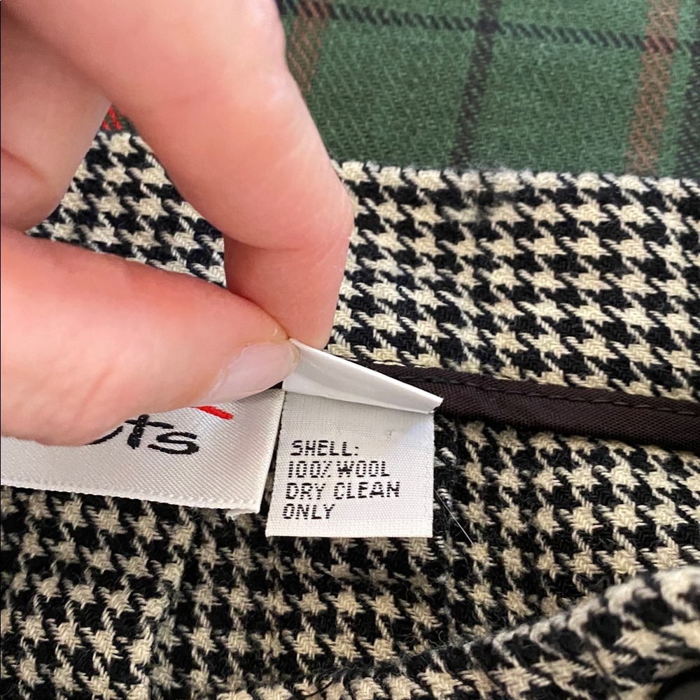 Talbots Wool Houndstooth Pleated Skirt - Picture 9 of 9